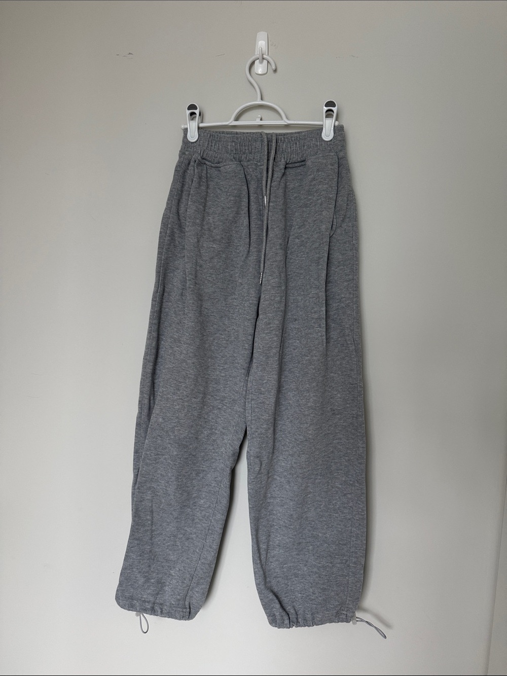 Men's Gray Drawstring Sweatpants